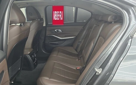 BMW 3 серия, 2022 год, 2 950 000 рублей, 13 фотография