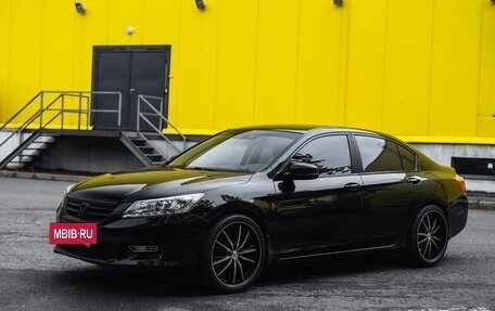 Honda Accord IX рестайлинг, 2013 год, 1 600 000 рублей, 13 фотография