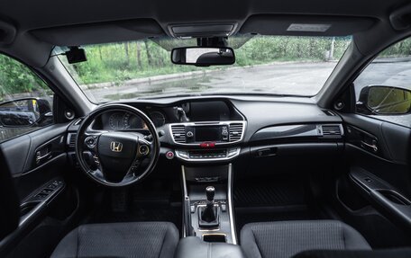 Honda Accord IX рестайлинг, 2013 год, 1 600 000 рублей, 28 фотография