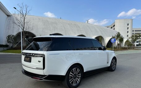 Land Rover Range Rover IV рестайлинг, 2023 год, 13 500 000 рублей, 9 фотография