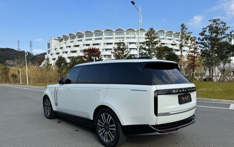 Land Rover Range Rover IV рестайлинг, 2023 год, 13 500 000 рублей, 3 фотография