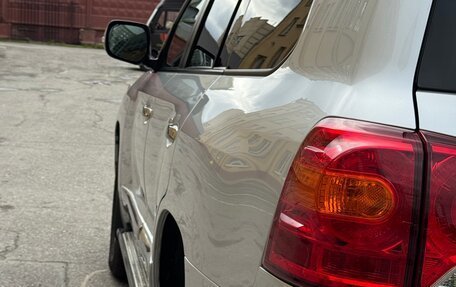 Toyota Land Cruiser 200, 2012 год, 3 690 000 рублей, 7 фотография