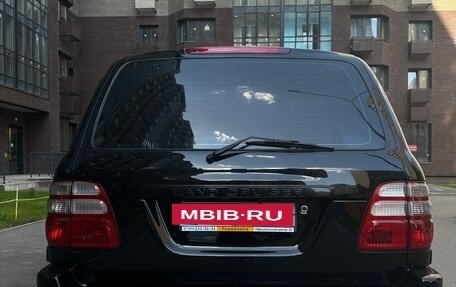Toyota Land Cruiser 100 рестайлинг 2, 2003 год, 2 900 000 рублей, 6 фотография
