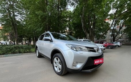 Toyota RAV4, 2013 год, 1 870 000 рублей, 9 фотография