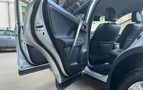 Toyota RAV4, 2013 год, 1 870 000 рублей, 15 фотография