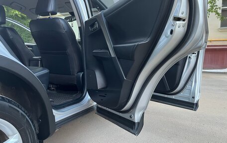Toyota RAV4, 2013 год, 1 870 000 рублей, 16 фотография