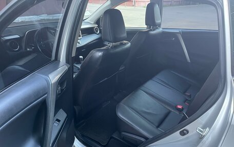 Toyota RAV4, 2013 год, 1 870 000 рублей, 26 фотография