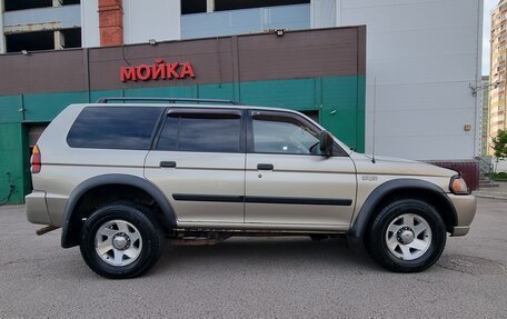 Mitsubishi Montero Sport, 2002 год, 850 000 рублей, 13 фотография