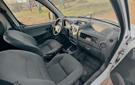 Peugeot Partner II рестайлинг 2, 2010 год, 350 000 рублей, 14 фотография