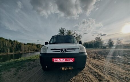 Peugeot Partner II рестайлинг 2, 2010 год, 350 000 рублей, 5 фотография