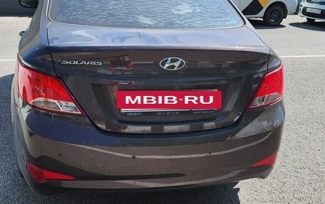 Hyundai Solaris II рестайлинг, 2015 год, 850 000 рублей, 3 фотография