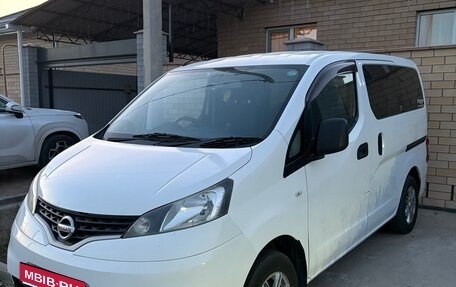 Nissan NV200, 2011 год, 1 240 000 рублей, 1 фотография