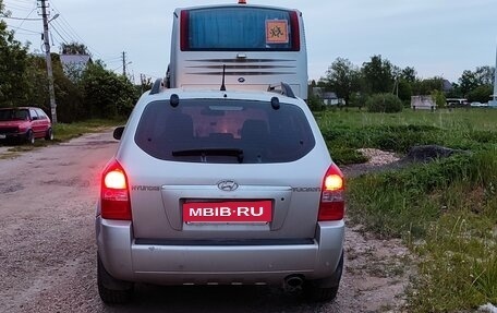 Hyundai Tucson III, 2006 год, 600 000 рублей, 2 фотография