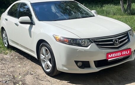 Honda Accord VIII рестайлинг, 2008 год, 1 050 000 рублей, 4 фотография