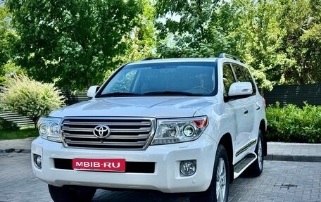 Toyota Land Cruiser 200, 2014 год, 5 250 000 рублей, 1 фотография