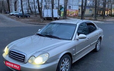 Hyundai Sonata IV рестайлинг, 2005 год, 375 000 рублей, 1 фотография