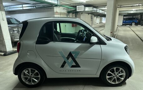 Smart Fortwo III, 2018 год, 1 210 000 рублей, 14 фотография