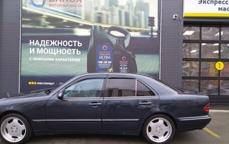 Mercedes-Benz E-Класс, 2001 год, 650 000 рублей, 5 фотография