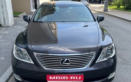 Lexus LS IV, 2007 год, 1 980 000 рублей, 5 фотография