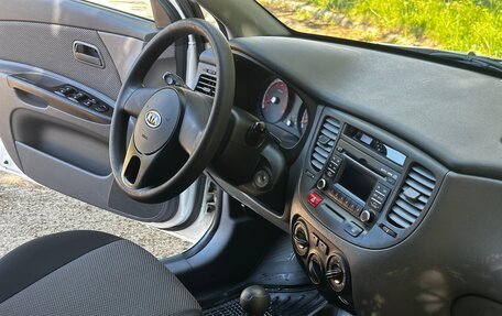 KIA Rio II, 2011 год, 985 000 рублей, 13 фотография