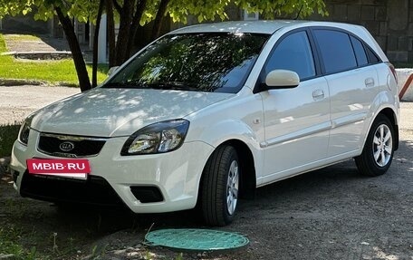 KIA Rio II, 2011 год, 985 000 рублей, 2 фотография