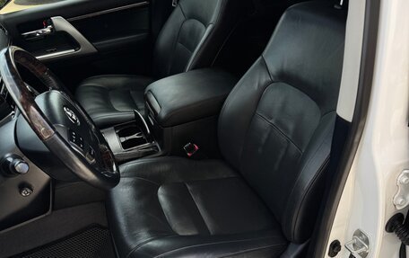 Toyota Land Cruiser 200, 2014 год, 5 250 000 рублей, 23 фотография