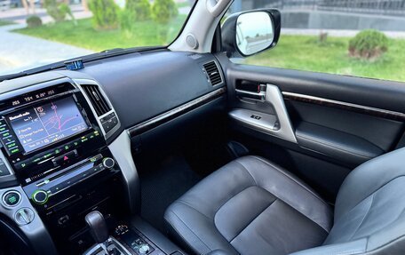 Toyota Land Cruiser 200, 2014 год, 5 250 000 рублей, 35 фотография