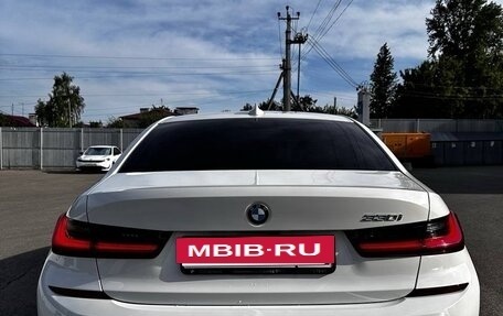 BMW 3 серия, 2020 год, 4 800 000 рублей, 10 фотография