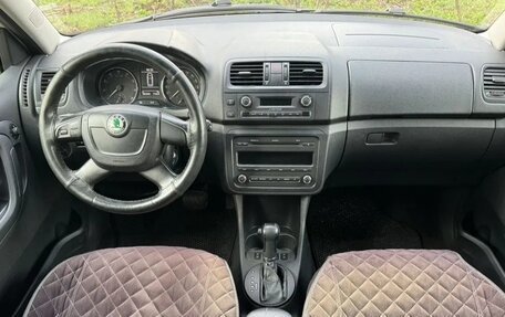 Skoda Fabia II, 2011 год, 678 678 рублей, 5 фотография