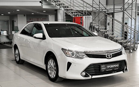 Toyota Camry, 2015 год, 1 550 000 рублей, 7 фотография