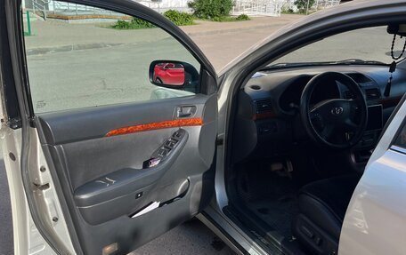 Toyota Avensis III рестайлинг, 2003 год, 505 000 рублей, 9 фотография