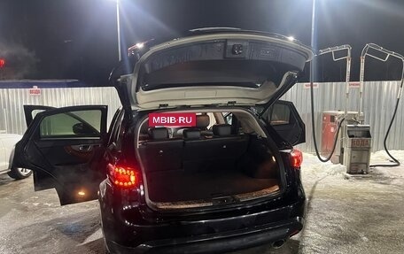 Infiniti QX70, 2013 год, 1 900 000 рублей, 8 фотография