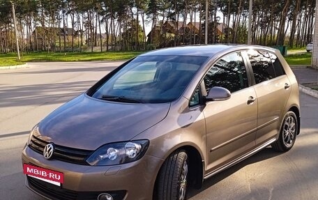 Volkswagen Golf Plus II, 2011 год, 870 000 рублей, 7 фотография