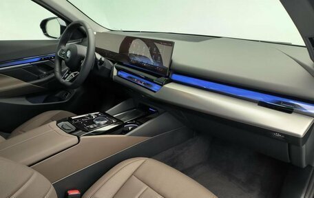 BMW 5 серия, 2024 год, 8 990 000 рублей, 7 фотография