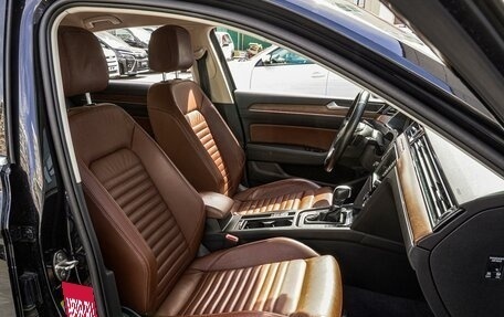 Volkswagen Passat B8 рестайлинг, 2017 год, 2 250 000 рублей, 8 фотография