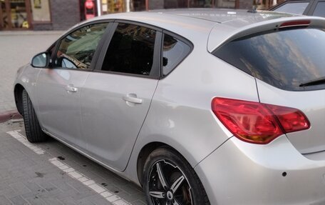 Opel Astra J, 2012 год, 730 000 рублей, 3 фотография