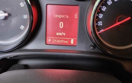 Opel Astra J, 2012 год, 730 000 рублей, 6 фотография
