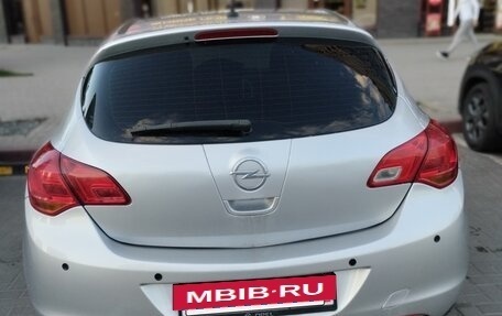 Opel Astra J, 2012 год, 730 000 рублей, 5 фотография