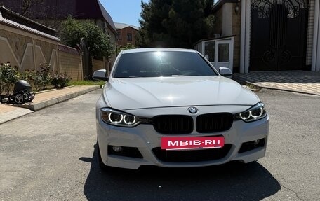 BMW 3 серия, 2011 год, 2 350 000 рублей, 8 фотография