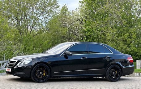 Mercedes-Benz E-Класс, 2011 год, 1 330 000 рублей, 2 фотография