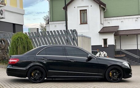 Mercedes-Benz E-Класс, 2011 год, 1 330 000 рублей, 7 фотография
