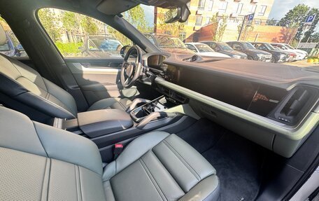 Porsche Cayenne III, 2024 год, 16 000 000 рублей, 14 фотография