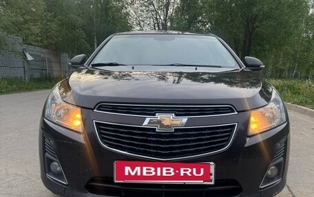 Chevrolet Cruze II, 2014 год, 880 000 рублей, 2 фотография
