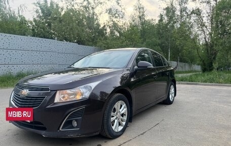 Chevrolet Cruze II, 2014 год, 880 000 рублей, 3 фотография