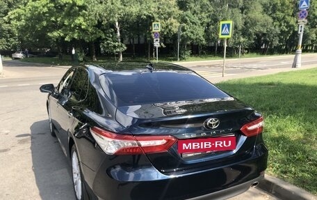 Toyota Camry, 2019 год, 2 750 000 рублей, 5 фотография