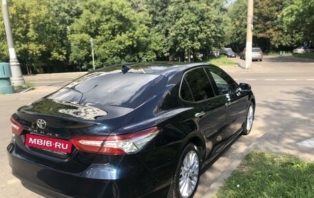 Toyota Camry, 2019 год, 2 750 000 рублей, 13 фотография