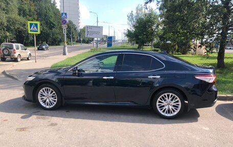 Toyota Camry, 2019 год, 2 750 000 рублей, 18 фотография