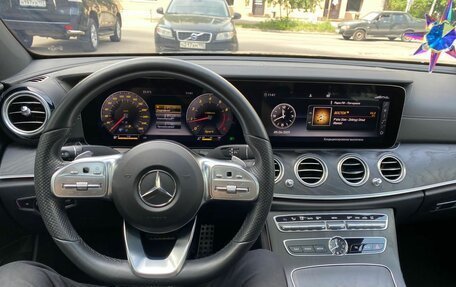 Mercedes-Benz E-Класс, 2019 год, 4 260 000 рублей, 11 фотография