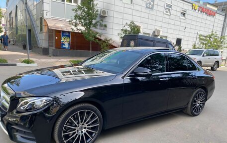 Mercedes-Benz E-Класс, 2019 год, 4 260 000 рублей, 18 фотография