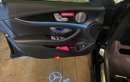 Mercedes-Benz E-Класс, 2019 год, 4 260 000 рублей, 27 фотография